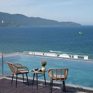 Lunar **** Đà Nẵng